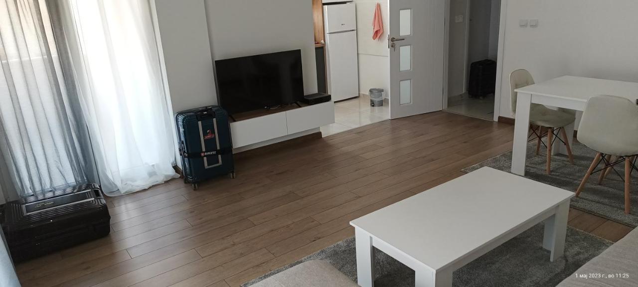 Grand Apartment
