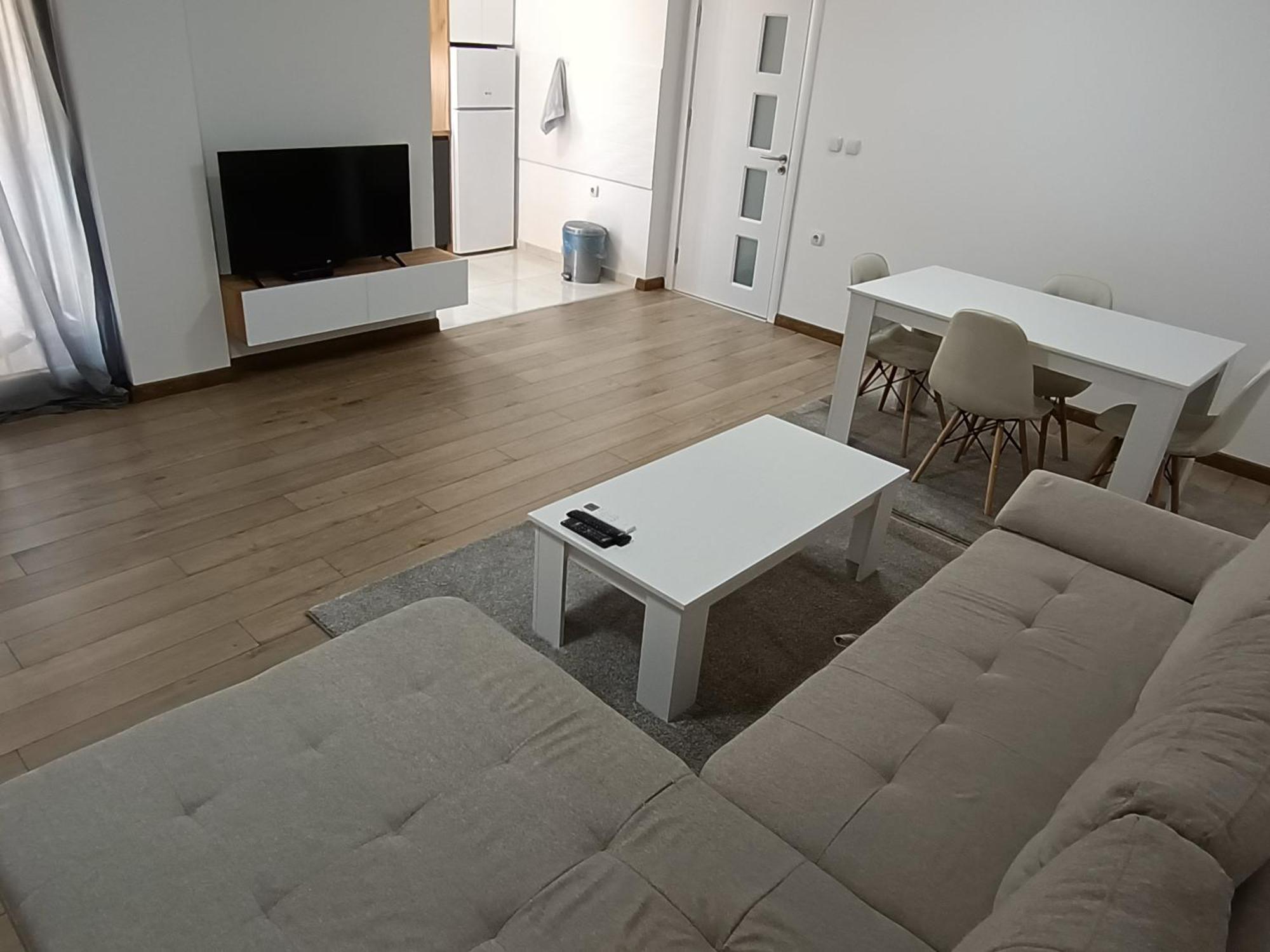 Grand Apartment